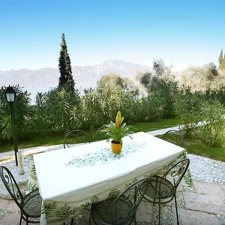 Apart-hotel Residence Gardasee LAKE GARDA