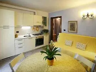 Ξενοδοχείο με διαμερίσματα Residence Gardasee LAKE GARDA